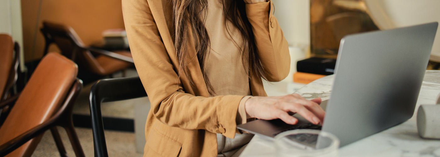 QuickBooks Hero Image lady on computer